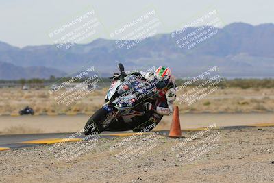 media/Dec-17-2022-SoCal Trackdays (Sat) [[224abd9271]]/Turn 9 Inside (1pm)/